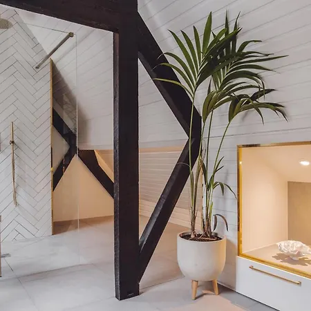 Loughrigg Apartment *